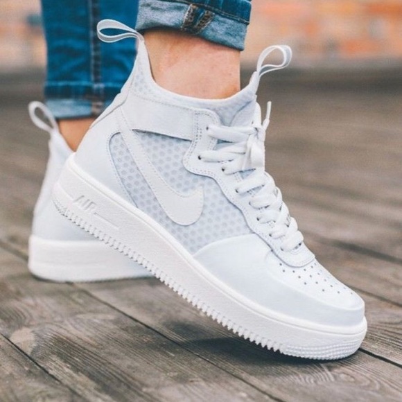 air force 1 mid triple white